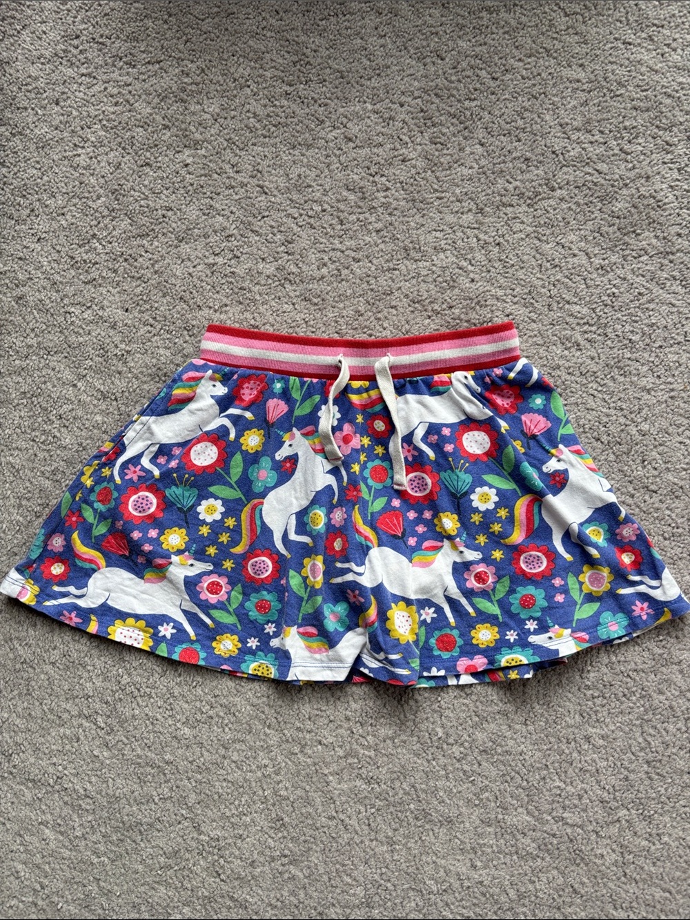 Mini Boden unicorn-print cotton skort!